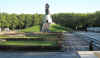 treptower_ehrenmal3609msr20111016.jpg (60439 Byte)